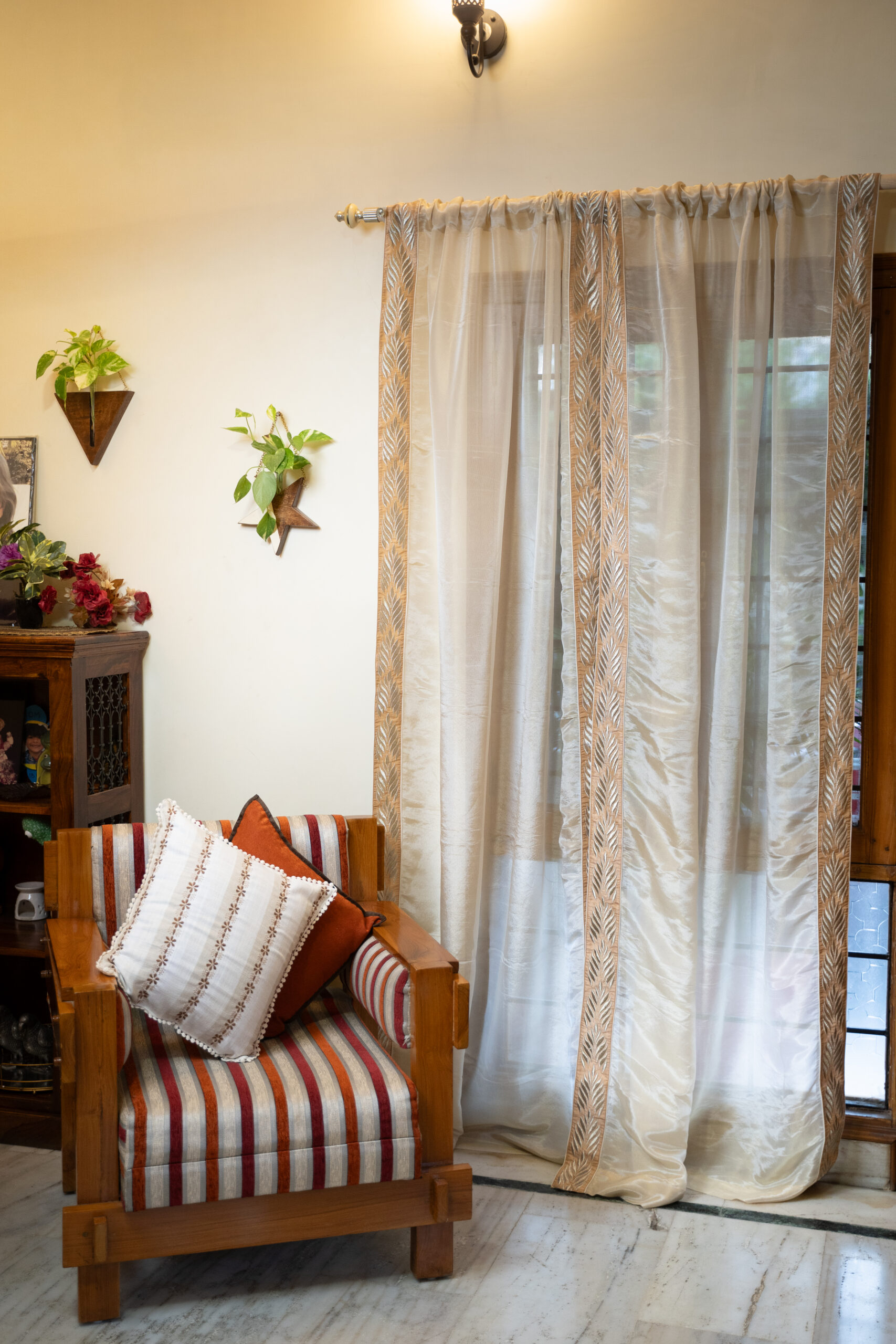 Contrasting Hand- Embroidered Chikankari Cushion Covers - Image 2