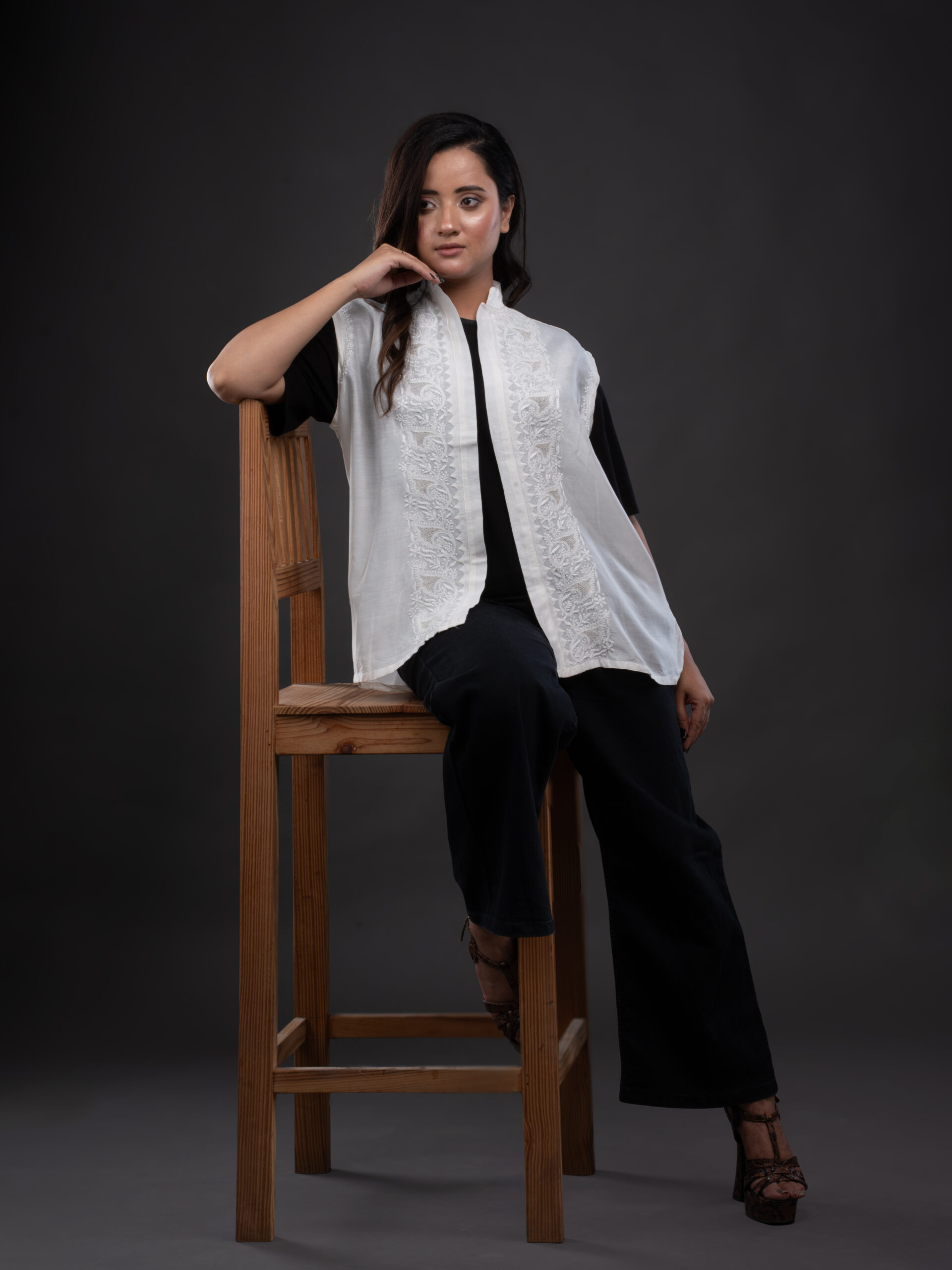 Chanderi Jacket with Mukaish Jaali - Image 2